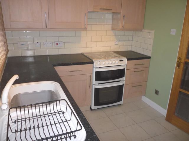  Image of 2 bedroom Flat to rent in Killochan Way Dunfermline KY12 at Dunfermline Fife Fife, KY12 0XT