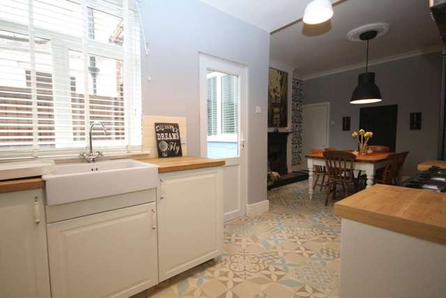  Image of 4 bedroom Terraced house for sale in London Road Coalville LE67 at London Road Coalville Coalville, LE67 3JD