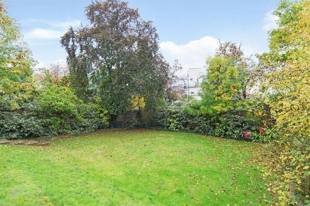  Image of 1 bedroom Flat for sale in Maresfield Gardens London NW3 at Maresfield Gardens Hampstead Belsize Park, NW3 5SJ