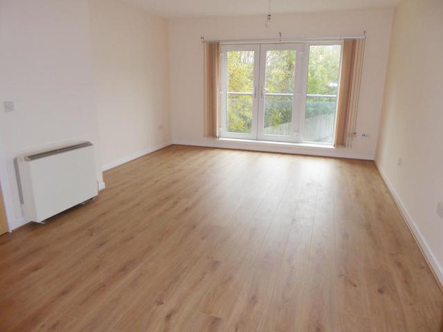 Image of 2 bedroom Flat to rent in Margaretta Buildings Glasgow G44 at Cathcart Glasgow Glasgow, G44 4EE