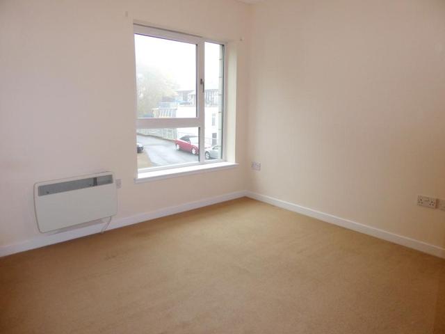 Image of 2 bedroom Flat to rent in Margaretta Buildings Glasgow G44 at Cathcart Glasgow Glasgow, G44 4EE