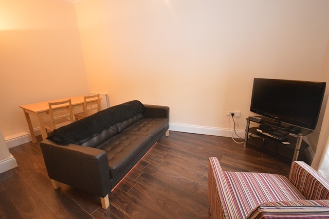  Image of 1 bedroom Flat to rent in Maryfield Edinburgh EH7 at Abbeyhill Edinburgh Edinburgh, EH7 5AR