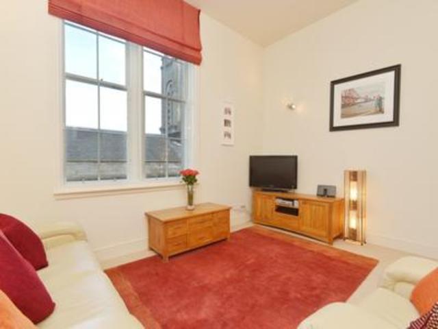  Image of 2 bedroom Flat to rent in Mill Lane Edinburgh EH6 at Mill Lane  Edinburgh, EH6 6TJ
