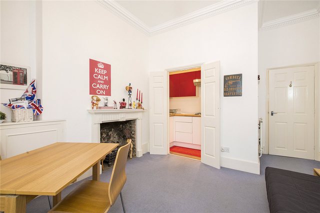  Image of 2 bedroom Ground Flat for sale in Moreton Terrace London SW1V at Moreton Terrace  London, SW1V 2NX