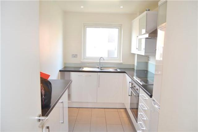  Image of 2 bedroom Flat to rent in Market Place Romford RM1 at ROMFORD, RM1 3EF