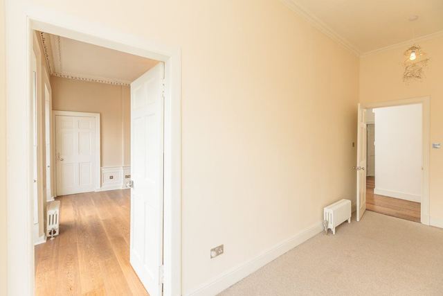  Image of 3 bedroom Flat to rent in Nelson Street Edinburgh EH3 at New Town Edinburgh Edinburgh, EH3 6LG