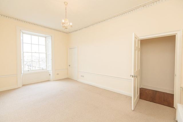  Image of 3 bedroom Flat to rent in Nelson Street Edinburgh EH3 at New Town Edinburgh Edinburgh, EH3 6LG