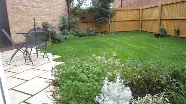  Image of 3 bedroom Detached house to rent in Oak Tree Drive Witham St. Hughs Lincoln LN6 at Oak Tree Drive Witham St Hughs Lincoln, LN6 9UY