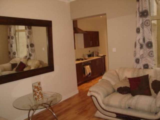  Image of 5 bedroom House Share to rent in Palmer Park Avenue Earley Reading RG6 at Palmer Park Avenue  Reading, RG6 1DN