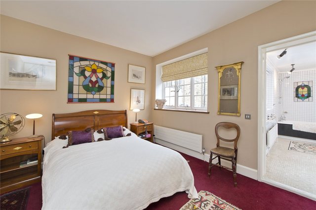  Image of 2 bedroom Terraced house to rent in Peel Street London W8 at Peel Street  London, W8 7PB