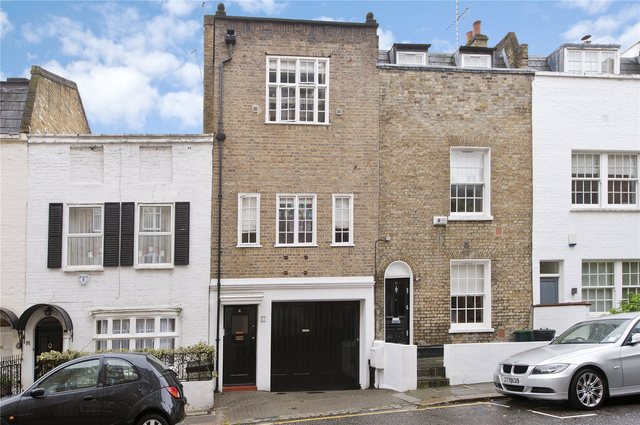  Image of 2 bedroom Terraced house to rent in Peel Street London W8 at Peel Street  London, W8 7PB