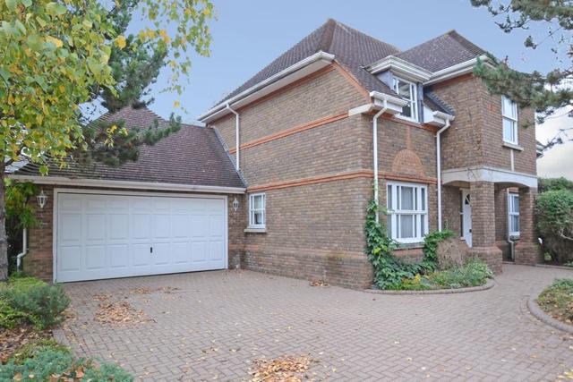  Image of 4 bedroom Detached house to rent in Pemberton Place Carrick Gate Esher KT10 at Carrick Gate Esher Esher, KT10 9HU