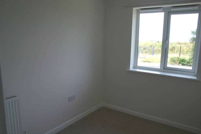  Image of 3 bedroom Terraced house to rent in Plymbridge Road Crownhill Plymouth PL6 at Plymbridge Road Glenholt Plymouth, PL6 7LD