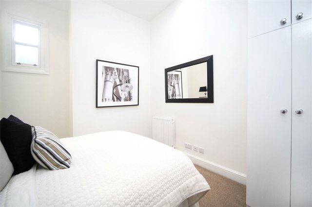  Image of 2 bedroom Flat to rent in Portobello Road London W11 at Portobello Road  London, W11 2ED