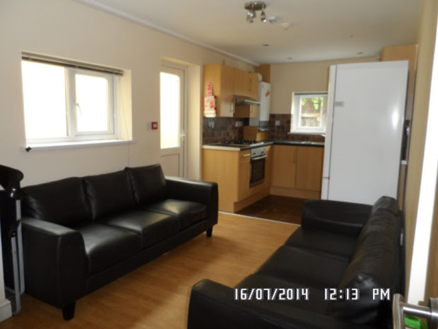  Image of 7 bedroom Terraced house to rent in Rhymney Street Cardiff CF24 at Rhymney Street  Cardiff, CF24 4DG
