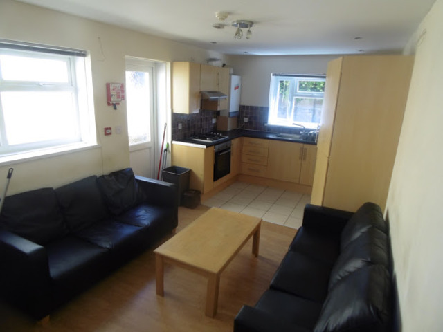  Image of 7 bedroom Terraced house to rent in Rhymney Street Cardiff CF24 at Rhymney Street  Cardiff, CF24 4DG