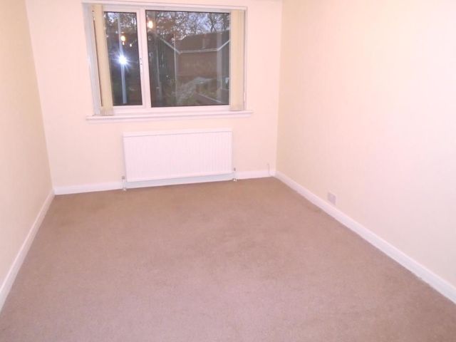  Image of 3 bedroom Semi-Detached house to rent in Rullion Road Penicuik EH26 at Penicuik MidLothian MidLothian, EH26 9HT