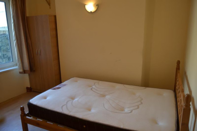  Image of 7 bedroom Town House to rent in Salisbury Road Cardiff CF24 at Salisbury Road  Cardiff, CF24 4AD