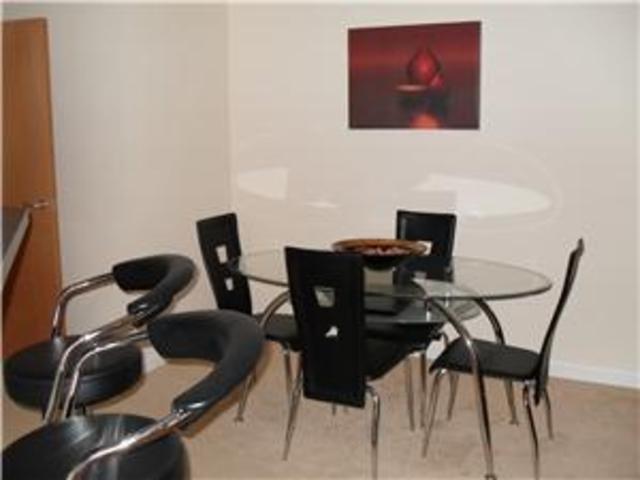  Image of 2 bedroom Flat to rent in Shaw Crescent Aberdeen AB25 at Cornhill Aberdeen Aberdeen, AB25 3BU