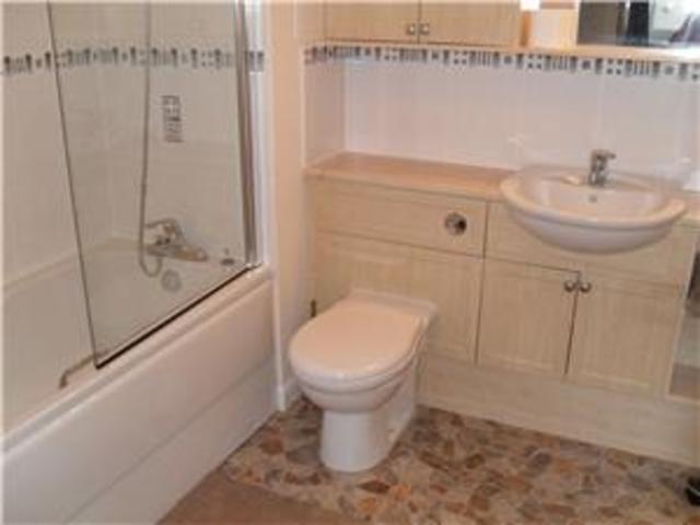  Image of 2 bedroom Flat to rent in Shaw Crescent Aberdeen AB25 at Cornhill Aberdeen Aberdeen, AB25 3BU