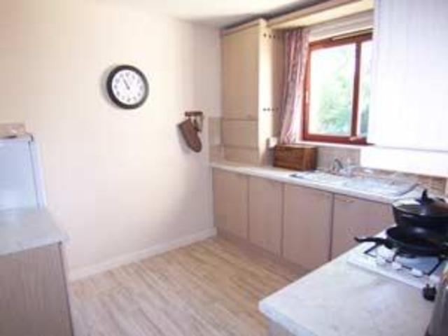  Image of 2 bedroom Flat to rent in South Groathill Avenue Edinburgh EH4 at Craigleith Edinburgh Edinburgh, EH4 2LL