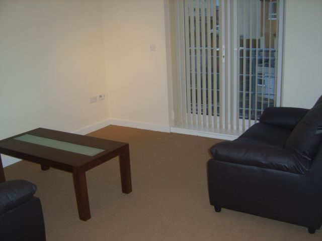  Image of 2 bedroom Apartment to rent in Kenninghall View Sheffield S2 at Norfolk Park  Sheffield, S2 3WX