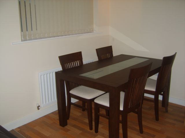 Image of 2 bedroom Apartment to rent in Kenninghall View Sheffield S2 at Norfolk Park  Sheffield, S2 3WX
