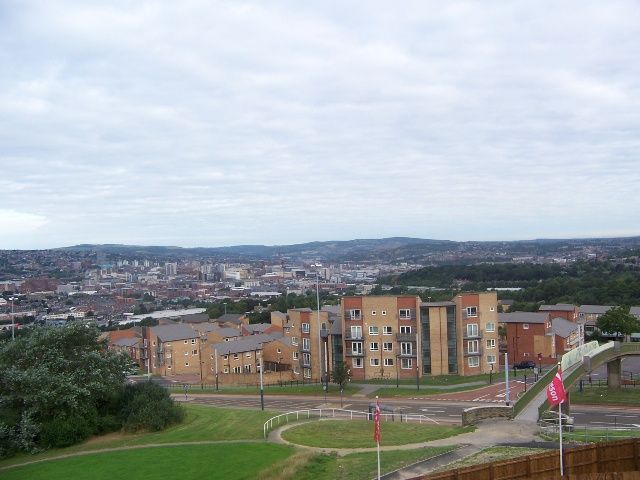  Image of 2 bedroom Apartment to rent in Kenninghall View Sheffield S2 at Norfolk Park  Sheffield, S2 3WX