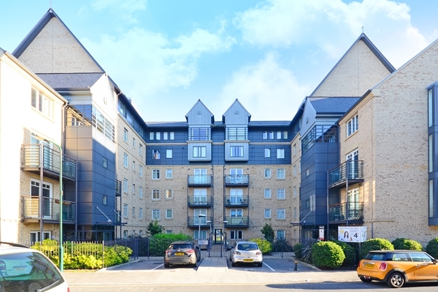  Image of 2 bedroom Flat for sale in Cross Bedford Street Sheffield S6 at Philadelphia House Cross Bedford Street Sheffield, S6 3BS