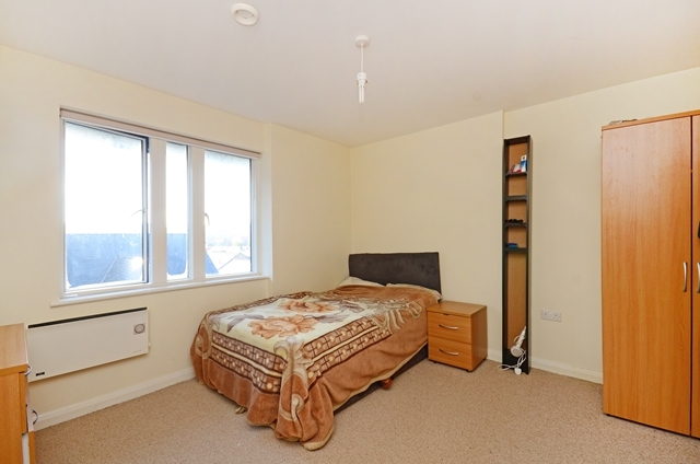  Image of 2 bedroom Flat for sale in Cross Bedford Street Sheffield S6 at Philadelphia House Cross Bedford Street Sheffield, S6 3BS
