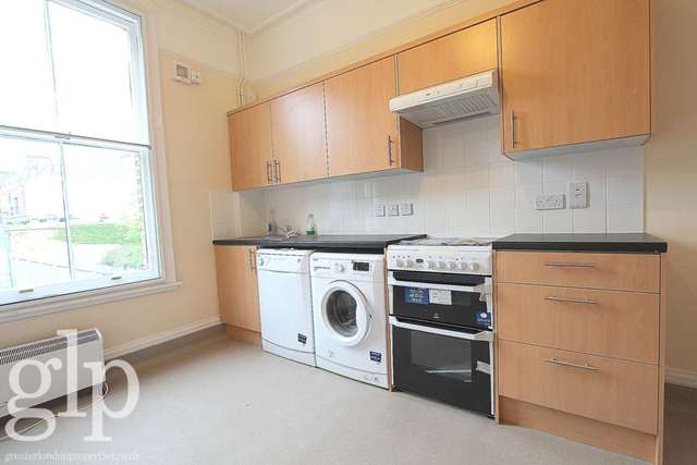  Image of 2 bedroom Flat to rent in St. Michael