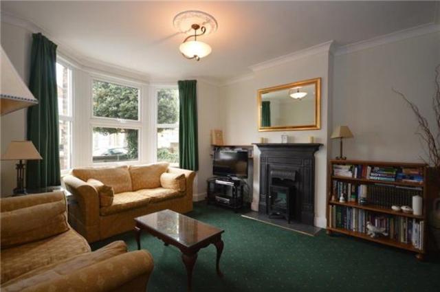  Image of 3 bedroom Semi-Detached house to rent in St. Michaels Road Wallington SM6 at Surrey, SM6 8QD