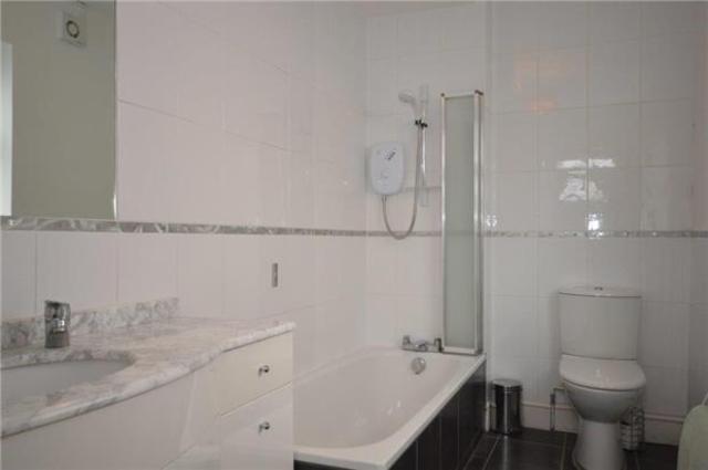  Image of 3 bedroom Semi-Detached house to rent in St. Michaels Road Wallington SM6 at Surrey, SM6 8QD