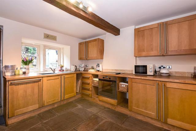  Image of 2 bedroom End of Terrace for sale in Stoneycroft Rawdon Leeds LS19 at Rawdon Leeds Rawdon, LS19 6EW