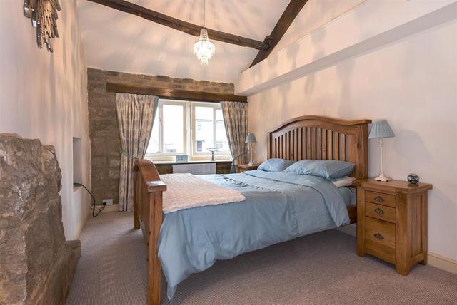  Image of 2 bedroom End of Terrace for sale in Stoneycroft Rawdon Leeds LS19 at Rawdon Leeds Rawdon, LS19 6EW