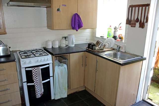  Image of 3 bedroom Terraced house for sale in Taurus Street Oldham OL4 at Taurus Street Lees Oldham, OL4 2BN