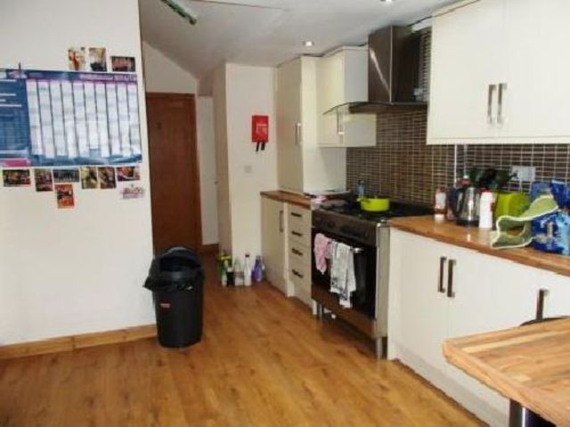  Image of 7 bedroom House Share to rent in Teignmouth Road Selly Oak Birmingham B29 at Selly Oak West Midlands Selly Oak, B29 7AZ