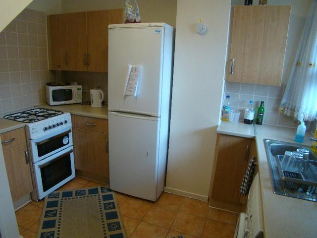  Image of 3 bedroom Flat to rent in Kingsgate Estate Tottenham Road London N1 at London, N1 4DB