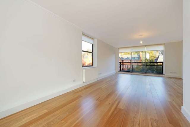  Image of 4 bedroom Flat to rent in Vicarage Gate London W8 at Vicarage Gate Kensington London, W8 4HL