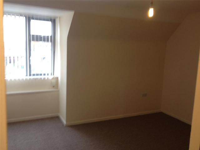  Image of 2 bedroom Terraced house to rent in West Court Edinburgh EH16 at Craigmillar Edinburgh Edinburgh, EH16 4EB