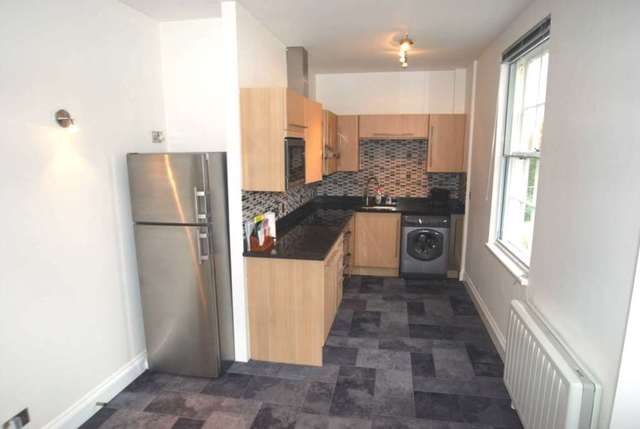  Image of 2 bedroom Apartment to rent in White Hart Close Benson Wallingford OX10 at White Hart Close Benson Wallingford, OX10 6NX