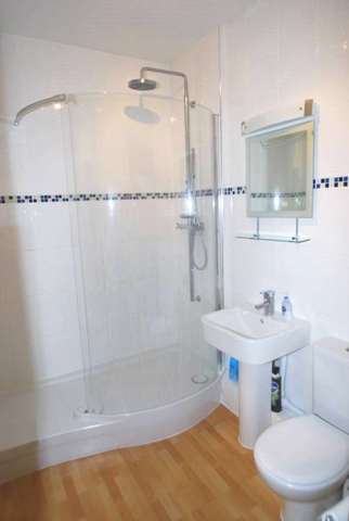  Image of 2 bedroom Apartment to rent in White Hart Close Benson Wallingford OX10 at White Hart Close Benson Wallingford, OX10 6NX