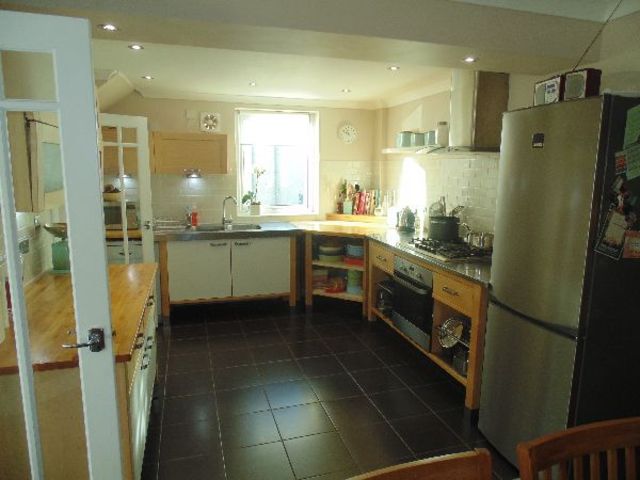  Image of 3 bedroom Semi-Detached house to rent in Windsor Crescent Elderslie Johnstone PA5 at Elderslie Elderslie Renfrewshire, PA5 9QU