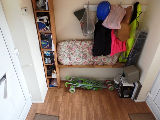  Image of 1 bedroom Flat to rent in Winterbourne Road Chichester PO19 at Chichester, PO19 6RS