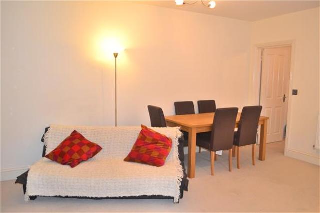  Image of 1 bedroom Flat to rent in Wood Street Barnet EN5 at Wood Street Barnet High Barnet, EN5 4AY