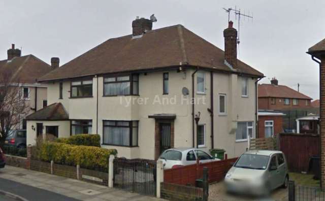  Image of 3 bedroom Semi-Detached house to rent in Wynnstay Avenue Maghull Liverpool L31 at Wynnstay Avenue  Liverpool, L31 0BQ