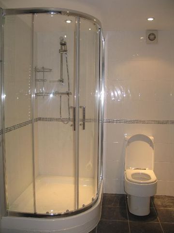  Image of 5 bedroom House Share to rent in Rose Cottages Hubert Road Selly Oak Birmingham B29 at Selly Oak West Midlands Selly Oak, B29 6EF