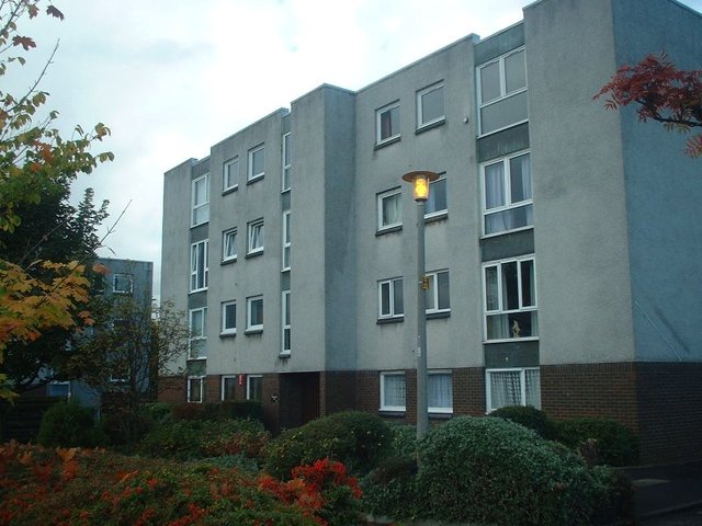  Image of 2 bedroom Flat to rent in Craigmount Hill Edinburgh EH4 at Corstorphine Edinburgh Edinburgh, EH4 8HW
