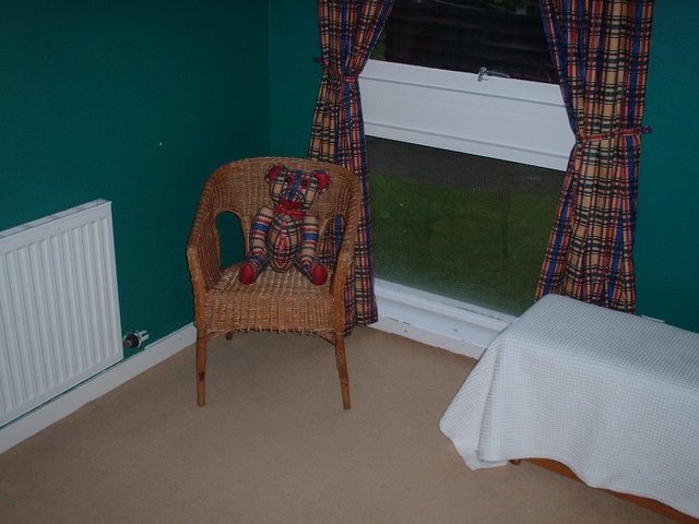  Image of 2 bedroom Flat to rent in Craigmount Hill Edinburgh EH4 at Corstorphine Edinburgh Edinburgh, EH4 8HW