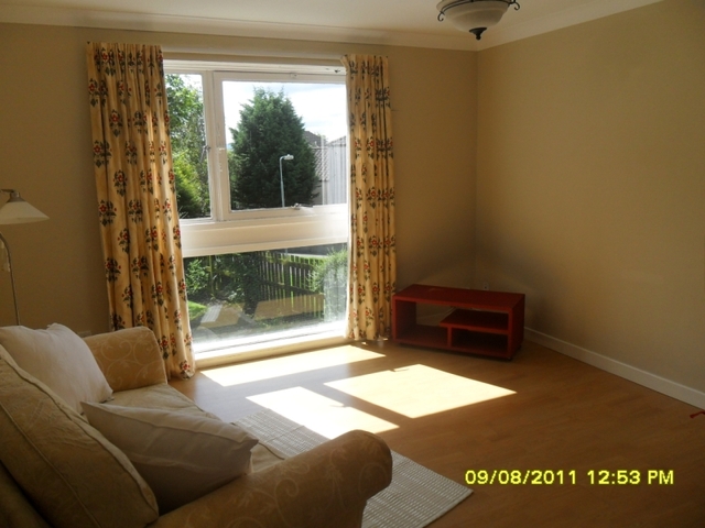  Image of 2 bedroom Flat to rent in Craigmount Hill Edinburgh EH4 at Corstorphine Edinburgh Edinburgh, EH4 8HW